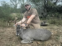 Texas Whitetail Hunts with professional hunting guide Dan Moody Hunting Services in Texas