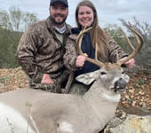 Texas Whitetail Hunts with professional hunting guide Dan Moody Hunting Services in Texas
